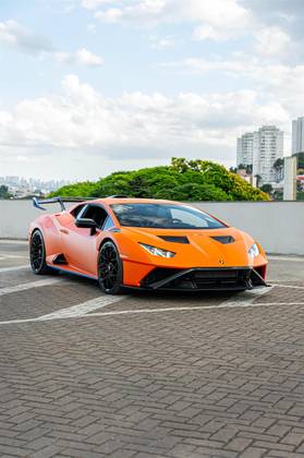 LAMBORGHINI HURACÁN 2022