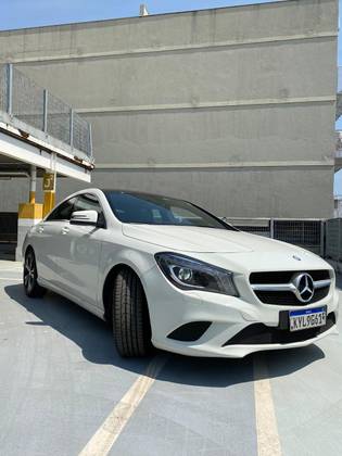 MERCEDES-BENZ CLA 200 2014