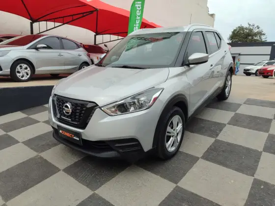 NISSAN KICKS 2020