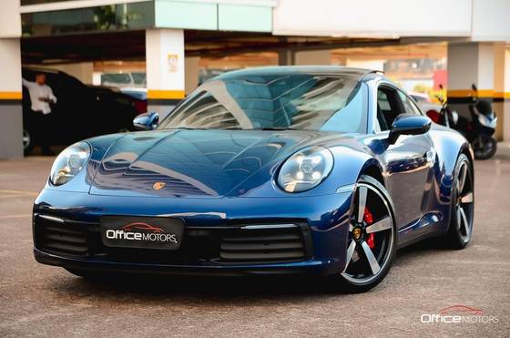 PORSCHE 911 2022