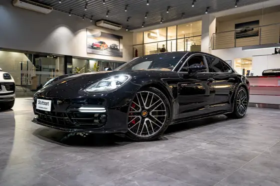 PORSCHE PANAMERA 2023