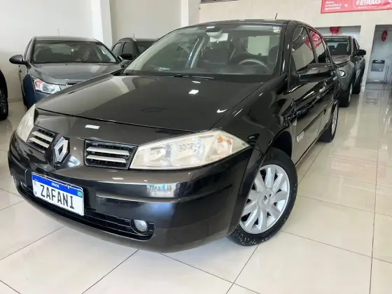 RENAULT MEGANE 2010