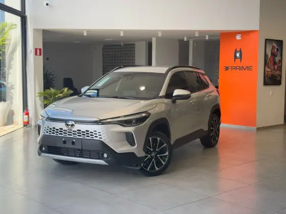 TOYOTA COROLLA CROSS 2026