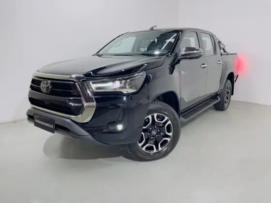TOYOTA HILUX 2022