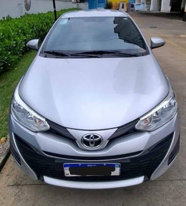 TOYOTA YARIS 2021
