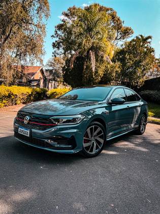 VOLKSWAGEN JETTA 2019