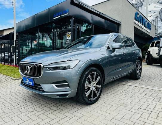 VOLVO XC60 2021