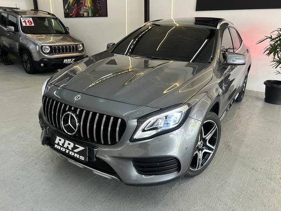 MERCEDES-BENZ GLA 250 2019