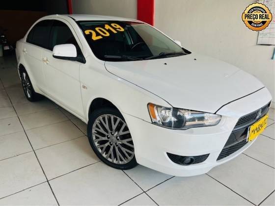 MITSUBISHI LANCER 2019