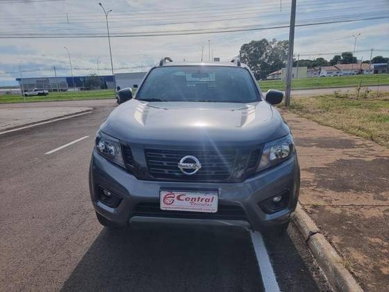 NISSAN FRONTIER 2022