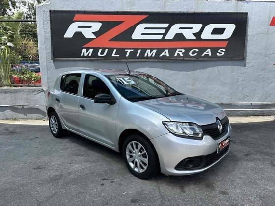 RENAULT SANDERO 2015