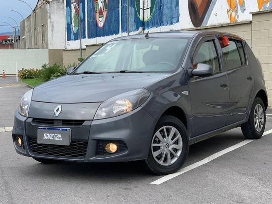 RENAULT SANDERO 2013