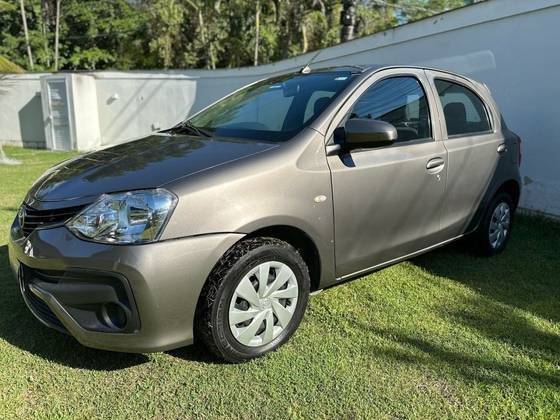 TOYOTA ETIOS 2018