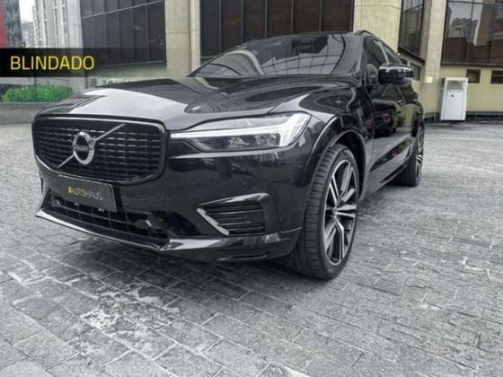 VOLVO XC60 2021