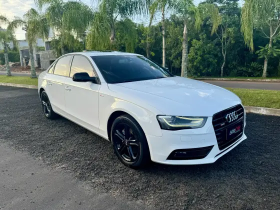 AUDI A4 2013
