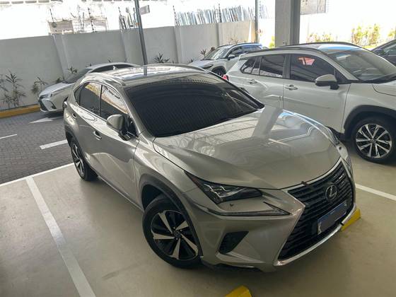 LEXUS NX 300h 2021