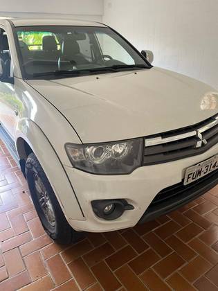 MITSUBISHI L200 TRITON 2015