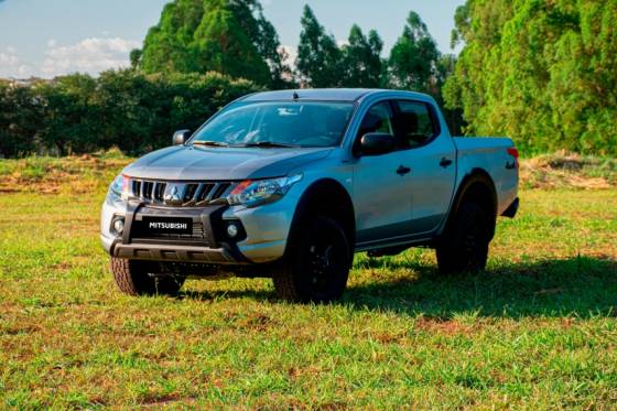 MITSUBISHI TRITON 2026