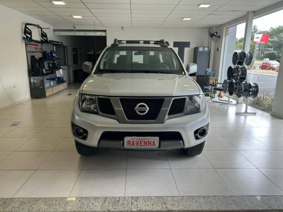 NISSAN FRONTIER 2014