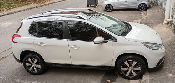 PEUGEOT 2008 2018
