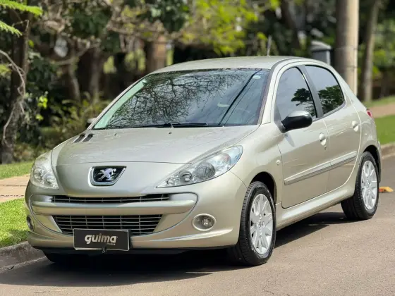 PEUGEOT 207 2013