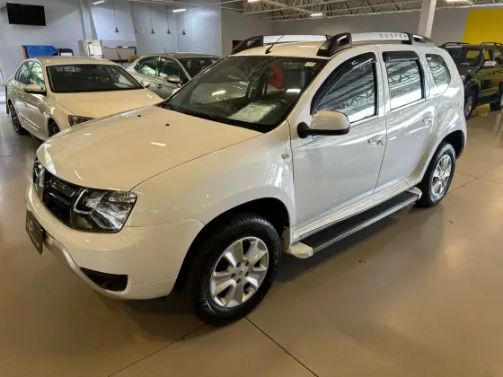 RENAULT DUSTER 2017