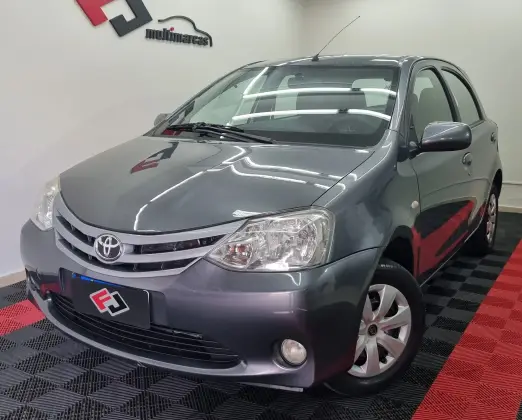 TOYOTA ETIOS 2013