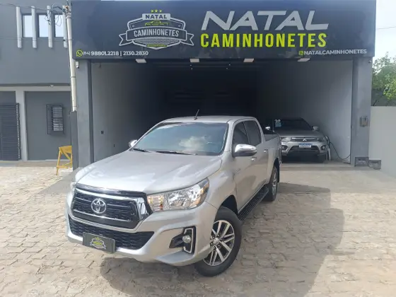 TOYOTA HILUX 2020