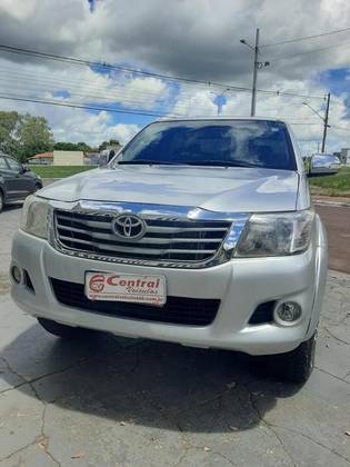 TOYOTA HILUX 2013