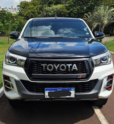 TOYOTA HILUX 2020