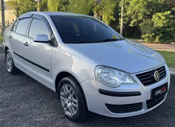 VOLKSWAGEN POLO SEDAN 2009