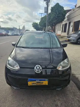 VOLKSWAGEN UP 2015