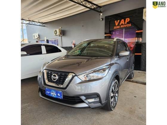 NISSAN KICKS 2018
