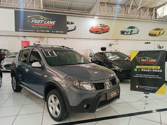 RENAULT SANDERO 2011