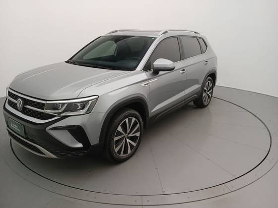 VOLKSWAGEN TAOS 2023