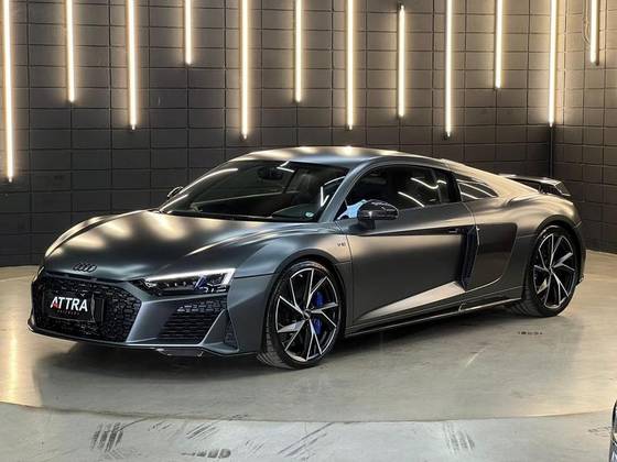 AUDI R8 2021