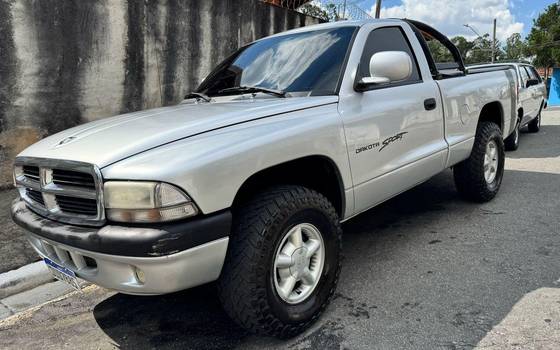 DODGE DAKOTA 2001