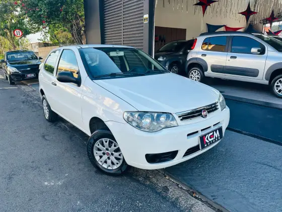 FIAT PALIO 2016