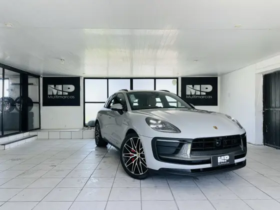 PORSCHE MACAN 2024