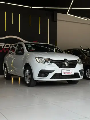 RENAULT LOGAN 2022