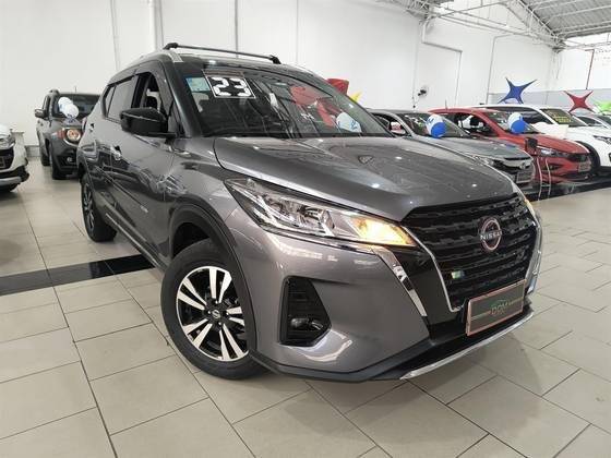 NISSAN KICKS 2023