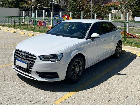 AUDI A3 2016