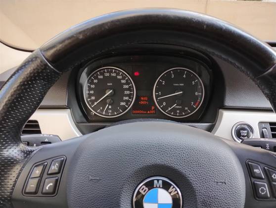 BMW 318i 2012