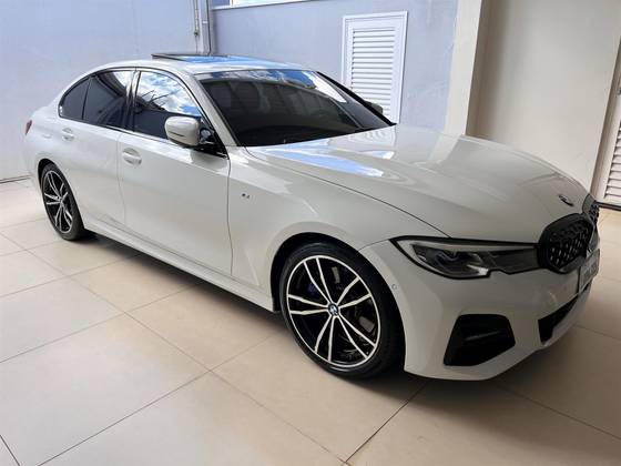 BMW 330i 2019