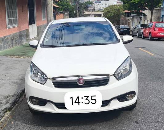 FIAT GRAND SIENA 2015