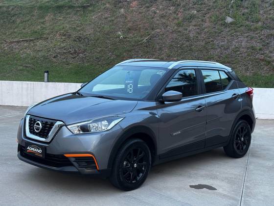 NISSAN KICKS 2018