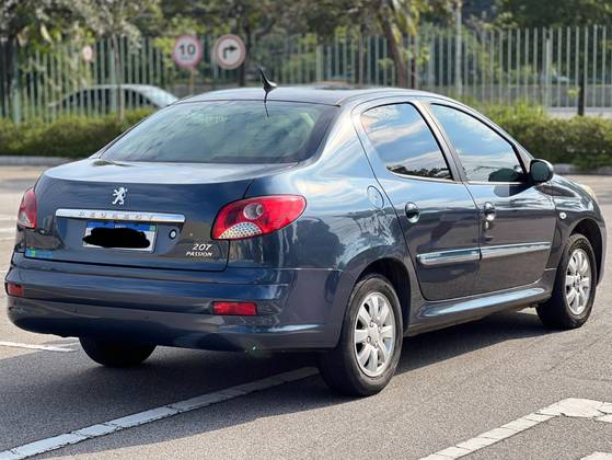 PEUGEOT 207 2013