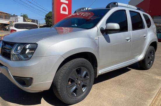 RENAULT DUSTER 2016