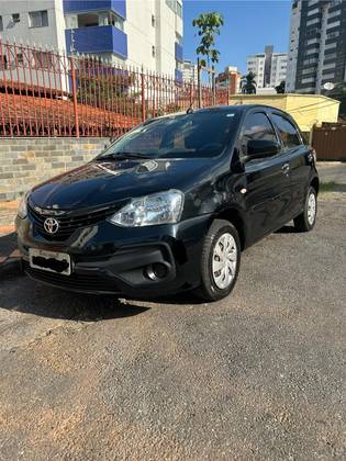 TOYOTA ETIOS 2018