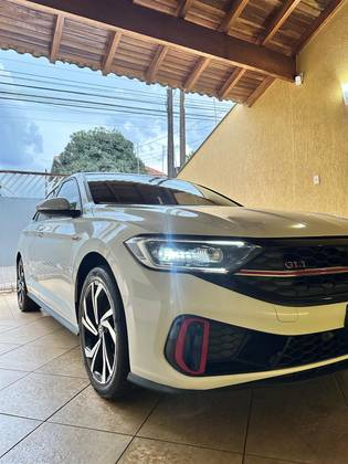 VOLKSWAGEN JETTA 2023